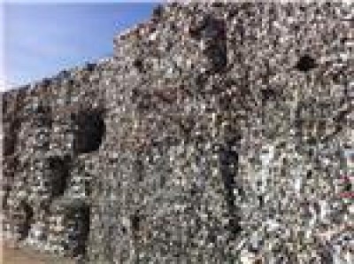 Balas de papel y cart�n reciclado