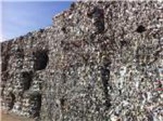Balas de papel y cart�n reciclado