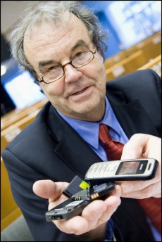 Karl-Heinz Florenz, ponente del informe sobre residuos el�ctricos